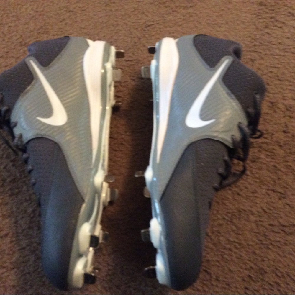 Baseball Cletes - Picture 2 of 3